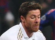Hva er navnet på denne fotballspilleren?