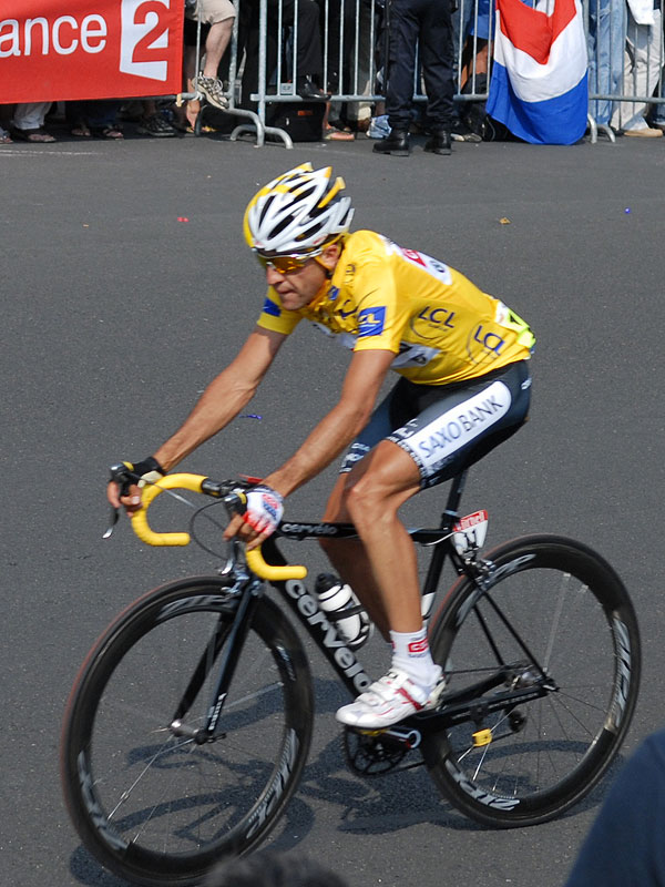 What is the name of this professional cyclist?