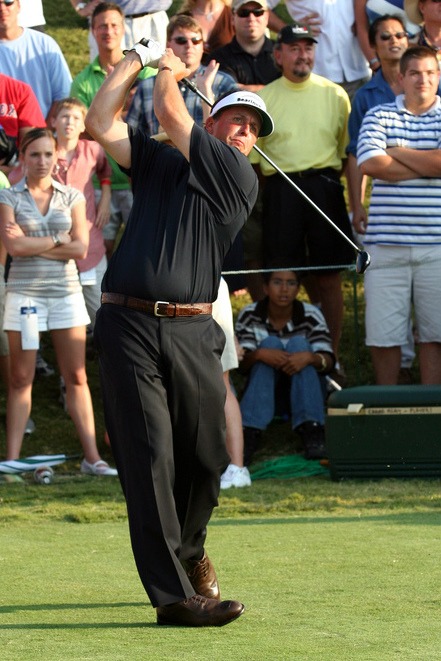 What is the name of this professional golfer?