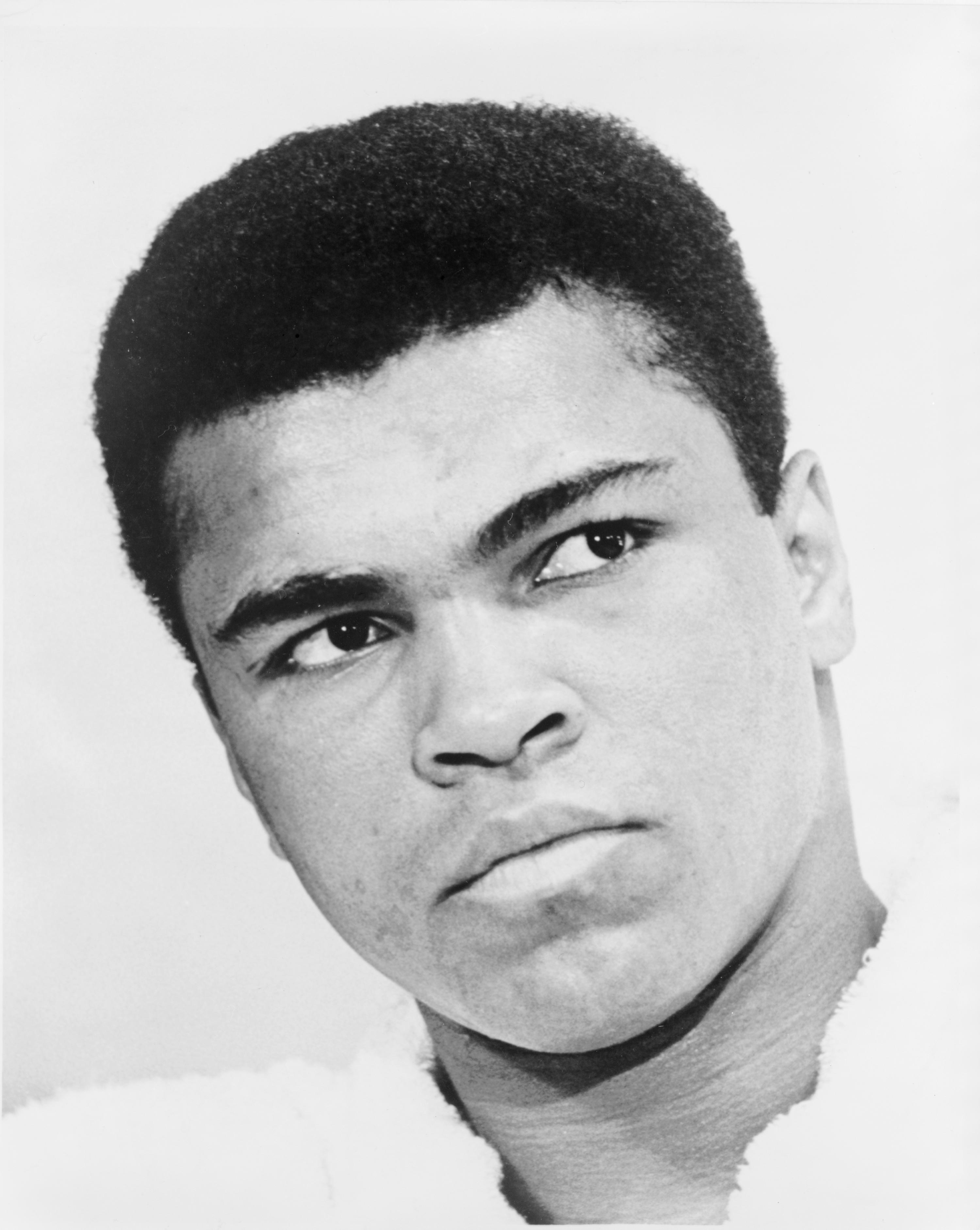 What is the name of this professional boxer?