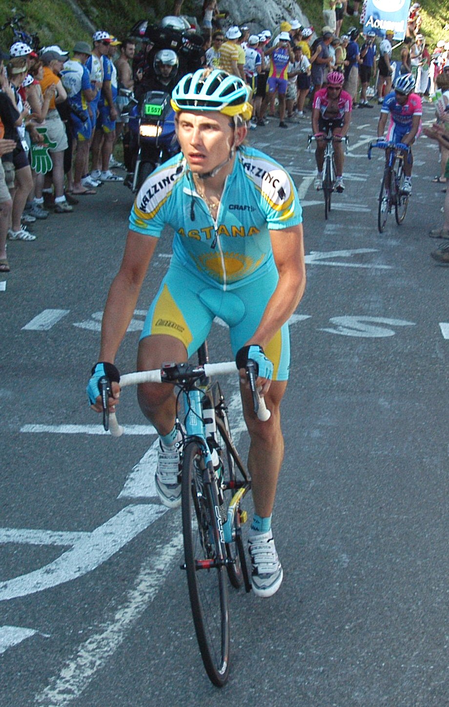 What is the name of this professional cyclist?